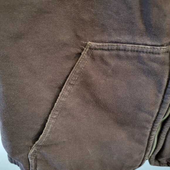 Carhartt Men's dark brown vest. - Picture 4 of 7